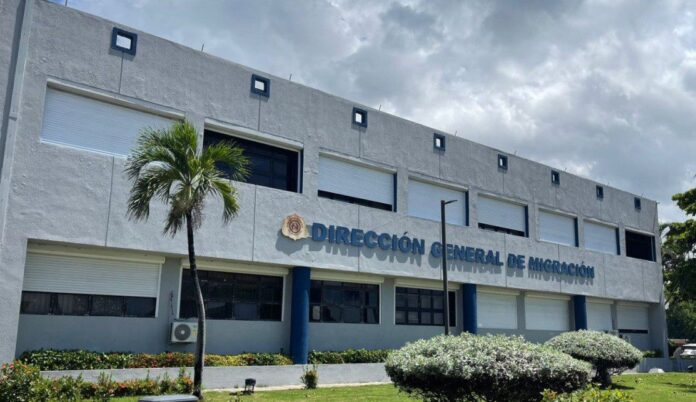 Migración aclara presencia de miembro del Consejo Presidencial de Haití en sus oficinas
