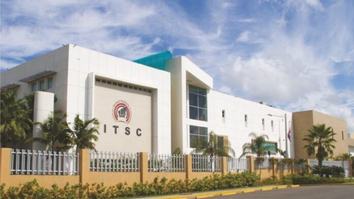 ITSC se convierte en la primera con la carrera de semiconductores en RD