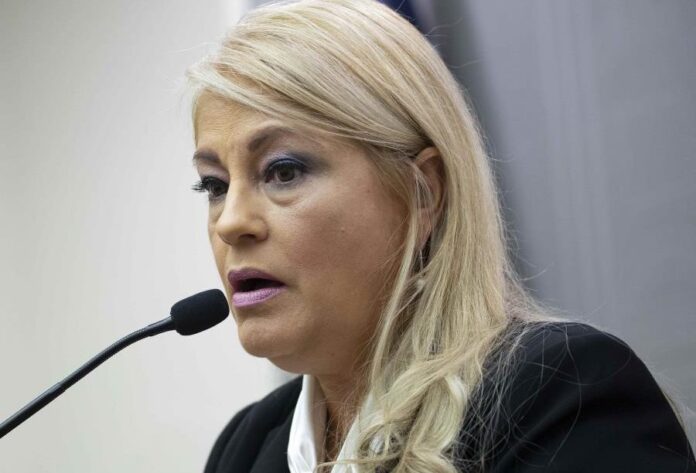 Exgobernadora de Puerto Rico se declara culpable y marca un hecho histórico