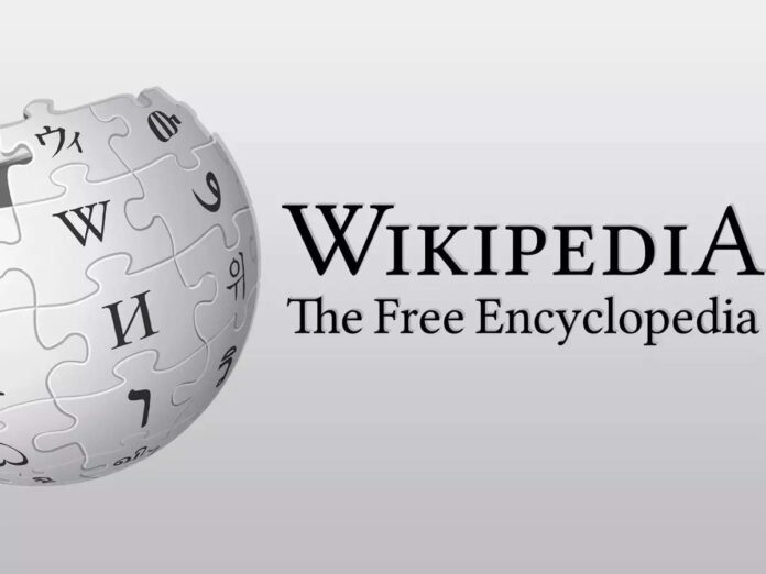 Wikipedia bajo amenazas legales y presiones de Fundación Heritage y Elon Musk