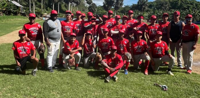 Continua con rotundo éxito el Torneo Juvenil Guzmán Villalona