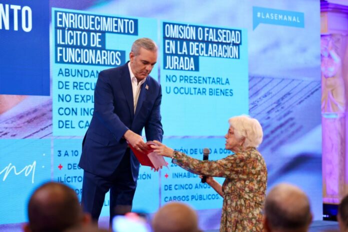 Gobierno presenta ejes estratégicos la lucha contra la corrupción