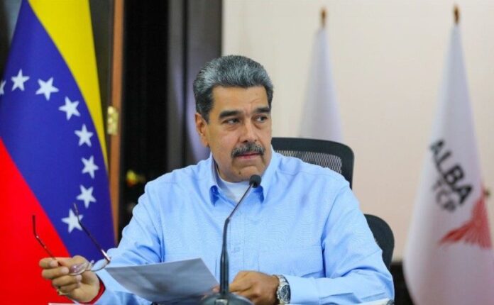 Maduro acusa a EE. UU. de agresión y advierte una amenaza militar