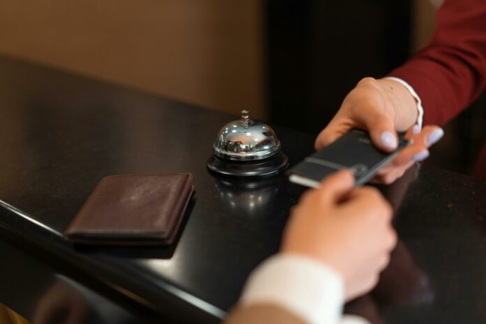 Hackers atacan hoteles de Latinoamérica y España con IA