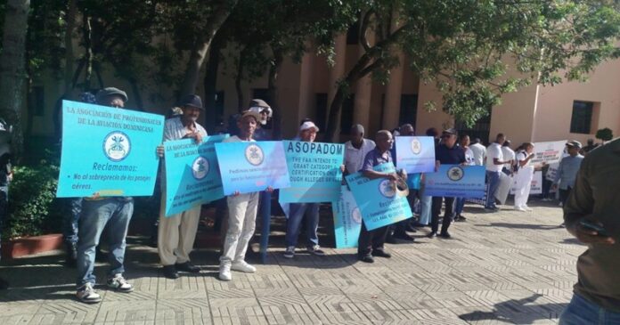 Gremios sector salud demandan del gobierno compromisos pendientes