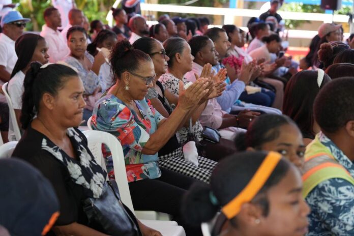 INDOTEL impulsa programa digital para 100 mil familias dominicanas