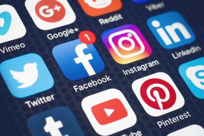 Amnistía exige frenar el poder desmedido de las big tech