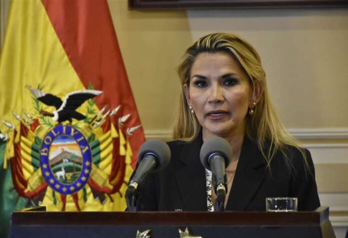 La Justicia de Bolivia anula la condena por golpe de Estado a Áñez