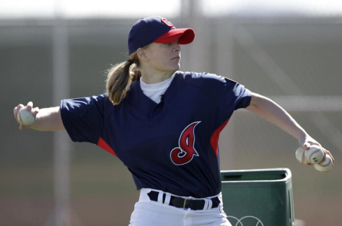 Mujeres podrían tener pronto de regreso su liga de béisbol en Estados Unidos