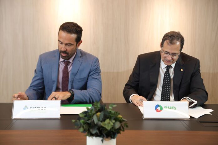 Banco BHD impulsa expansión médica con millonario financiamiento para CEMDOE