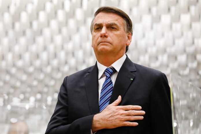 Arresto de Bolsonaro agita Brasil en plena tensión política