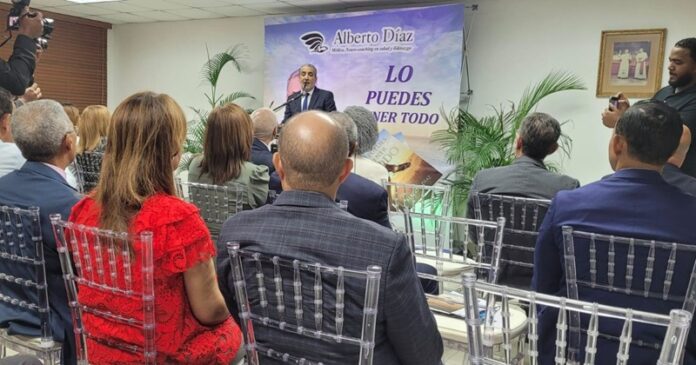 Doctor Alberto Díaz pone en circulación el libro “Lo Puedes Tener Todo”