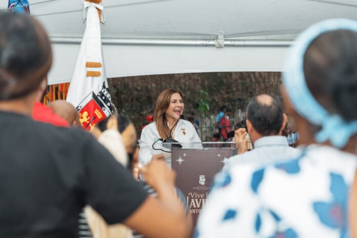 Alcaldesa Carolina Mejía inaugura parque Puerto Isabela I