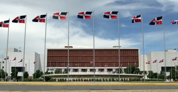 Diputados garantizan aprobar el Código Laboral sin tocar la cesantía