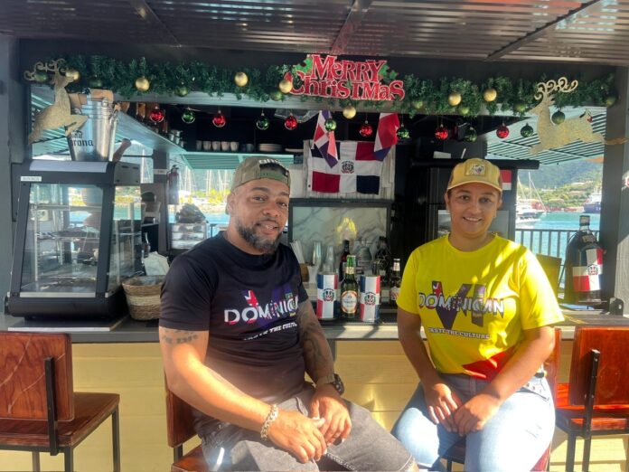 Los dominicanos Jesús Shulterbrandt García y Glorybel Rosis se destacan en la Isla Tórtola
