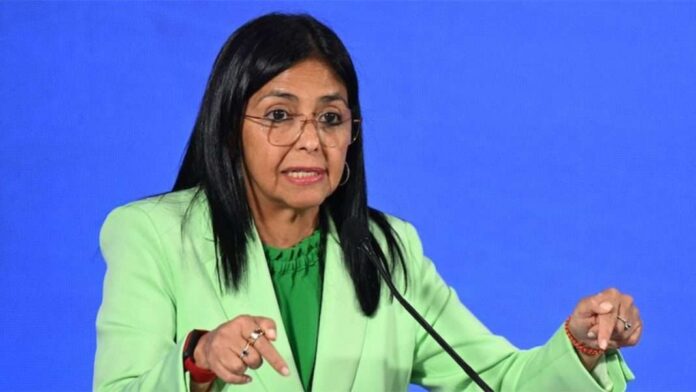 Delcy Rodríguez coopera en la “transición” de EEUU en Venezuela