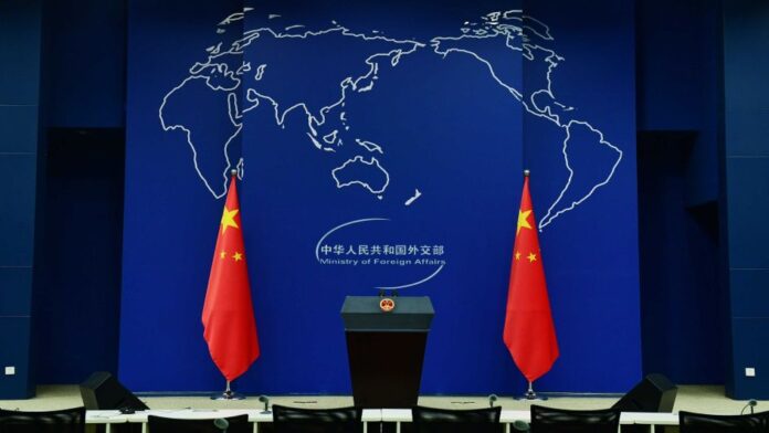 China exige a EE. UU. la liberación inmediata de Maduro y esposa