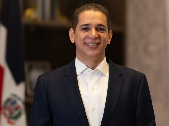 Francisco Javier designa a Víctor Fadul como su coordinador general de campaña