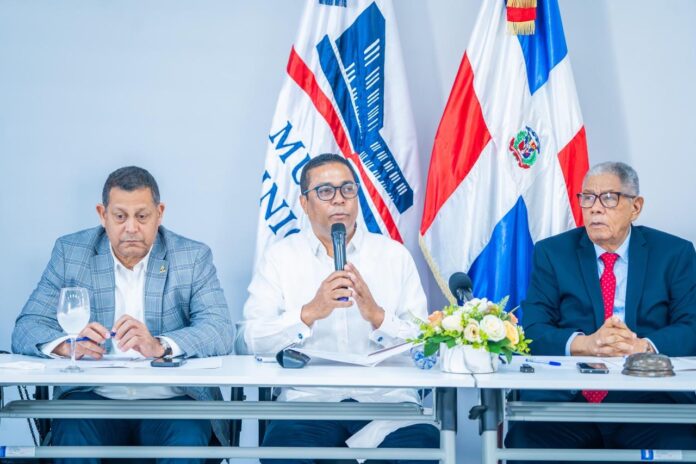 Liga Municipal Dominicana muestra avances en gestión de Víctor D’Aza