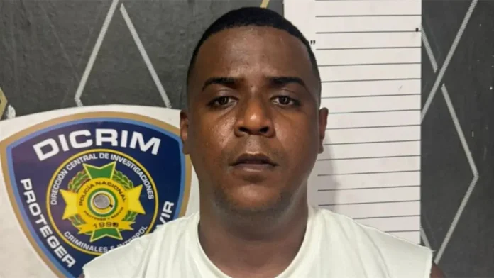 P.N captura prófugo con 24 órdenes de arresto en Santo Domingo Oeste