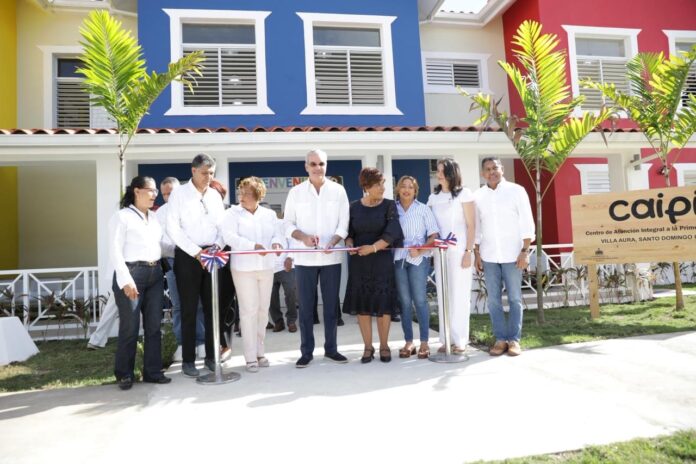 Abinader inaugura CAIPI y saneamiento en Santo Domingo Oeste