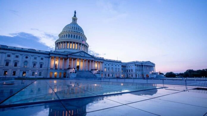 El Senado de EE. UU. rechaza bloquear los ataques de Trump en el Caribe