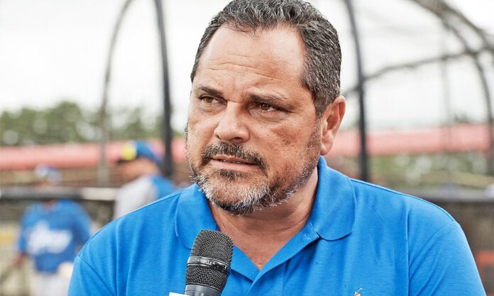Junior Noboa designa un investigador para verificar identidad y edad de jóvenes peloteros