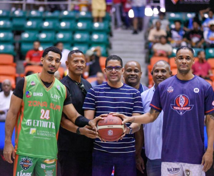 Presidente de FEDOMBAL destaca que el baloncesto santiaguero atraviesa su mejor momento