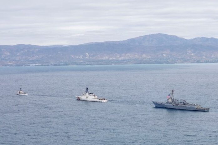 Buques de guerra de EE. UU. llegan a Haití en misión antidrogas