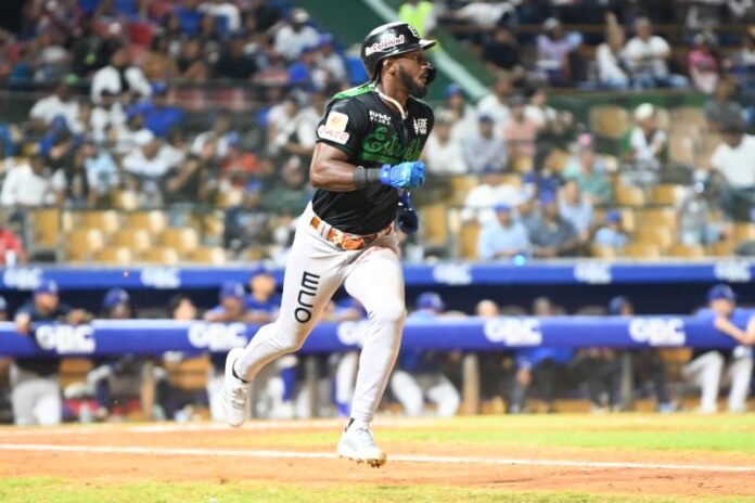 Estrellas Orientales firman a veterano Jorge Mateo por dos años y fortalecen cuadro interior