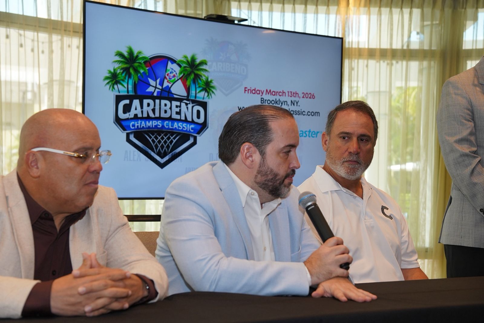 ¡Histórico!: Los Leones de Santo Domingo jugarán baloncesto en una ...
