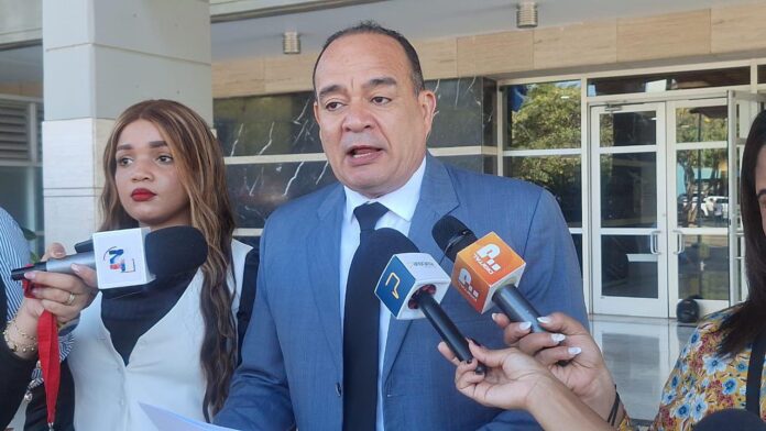 Denuncian supuesto fraude en servicios de salud pública