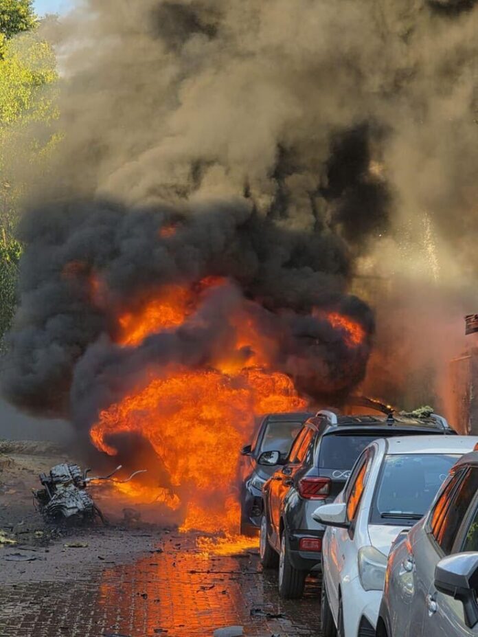 Cuatro familiares del ayatolá Jamenei mueren en bombardeo