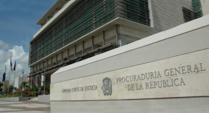 Supuestos estafados por inmobiliaria en Punta Cana decepcionados con el MP
