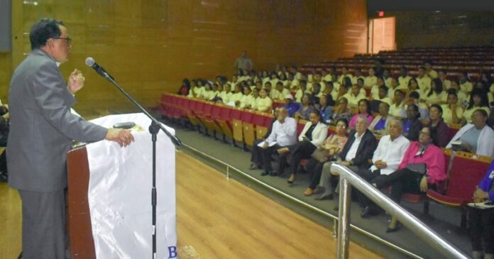 Peralta Romero ve importante que maestros guíen estudiantes a entender lo que lee