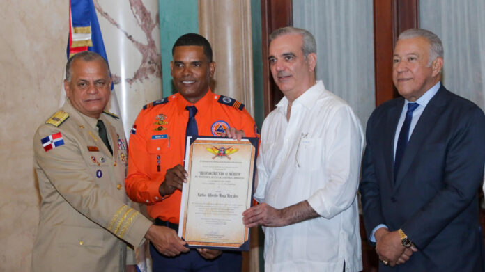 República Dominicana recibe Orden Héroe de Venezuela por misión humanitaria