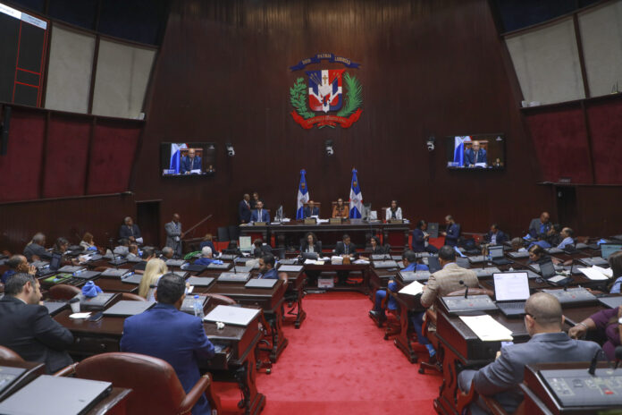 Diputados aprueban de urgencia ley que modifica el Presupuesto 2026