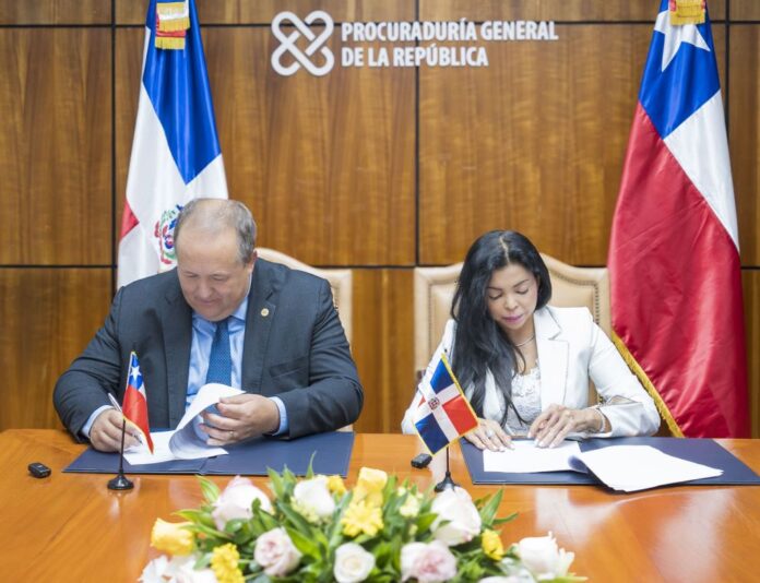 RD y Chile crean equipo conjunto contra trata y lavado de activos