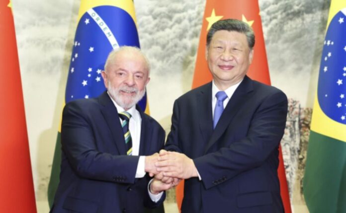 Lula y Xi refuerzan alianza entre Brasil y China ante aranceles de EEUU