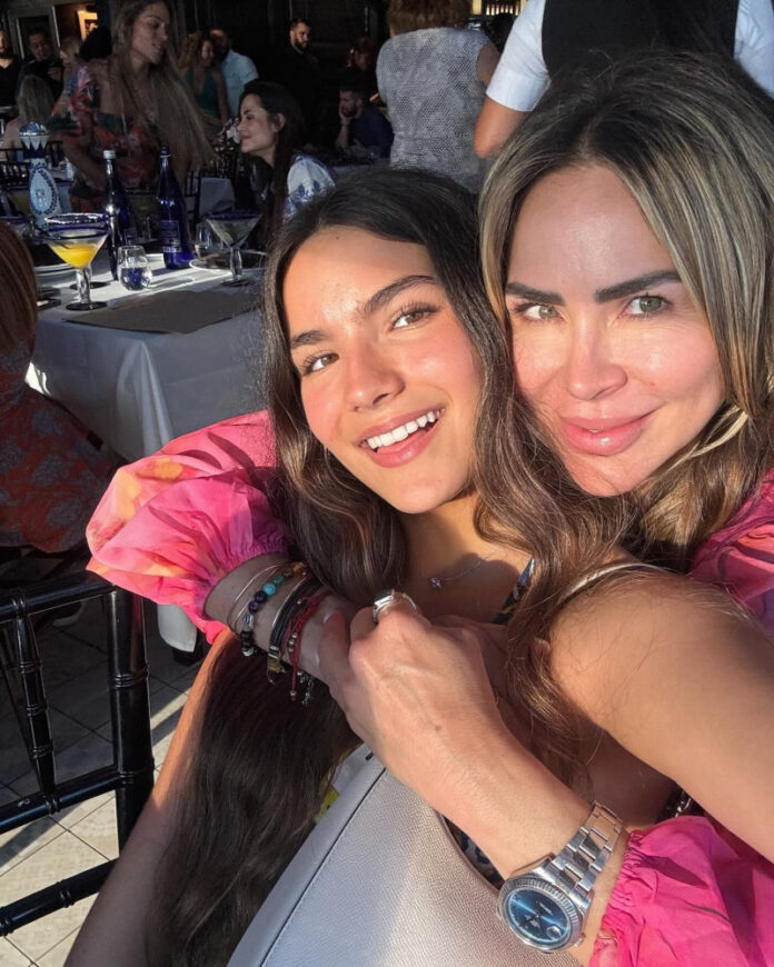 Hija de Aylín Mujica promete cumplir el sueño de su hermano: comprar una casa frente a la playa para su madre