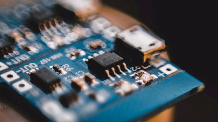 ITSC licita moderno laboratorio para potenciar semiconductores