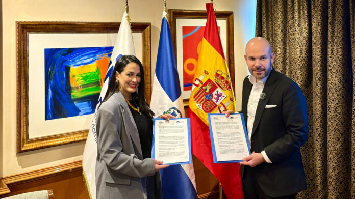 Index y WLO impulsan acceso a educación internacional para la diáspora dominicana