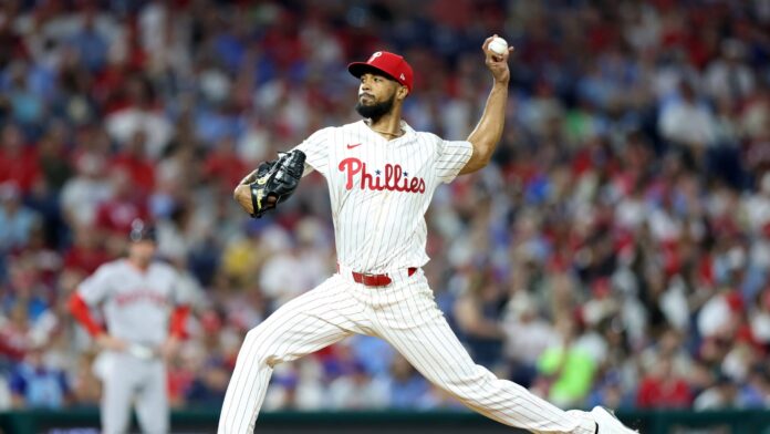 Cristopher Sánchez llega a 15 triunfos y lidera MLB en 2026