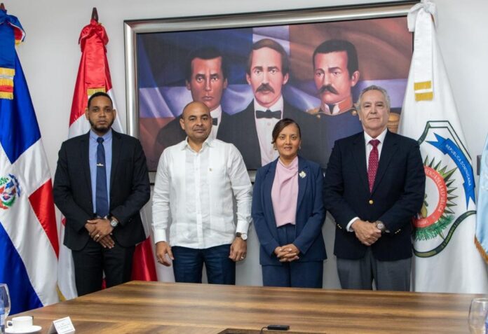 DNCD recibe tecnología identifica sustancias en el lugar de los hechos 