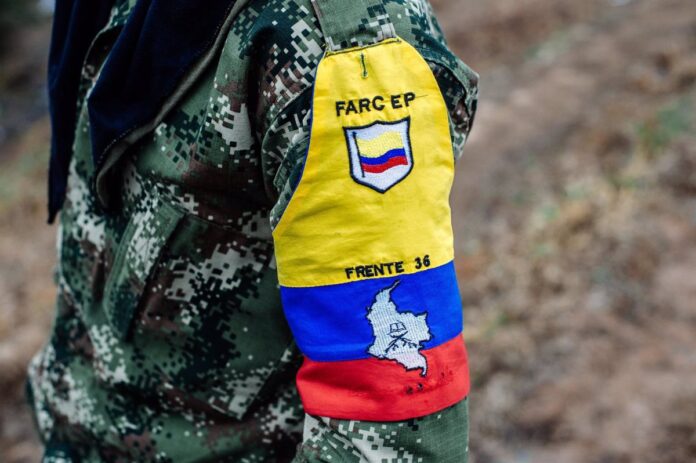 JEP imputa a 27 exjefes de las FARC por crímenes de guerra en Colombia