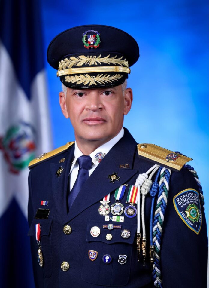 Nuevo director PN reestructura direcciones con nuevas designaciones