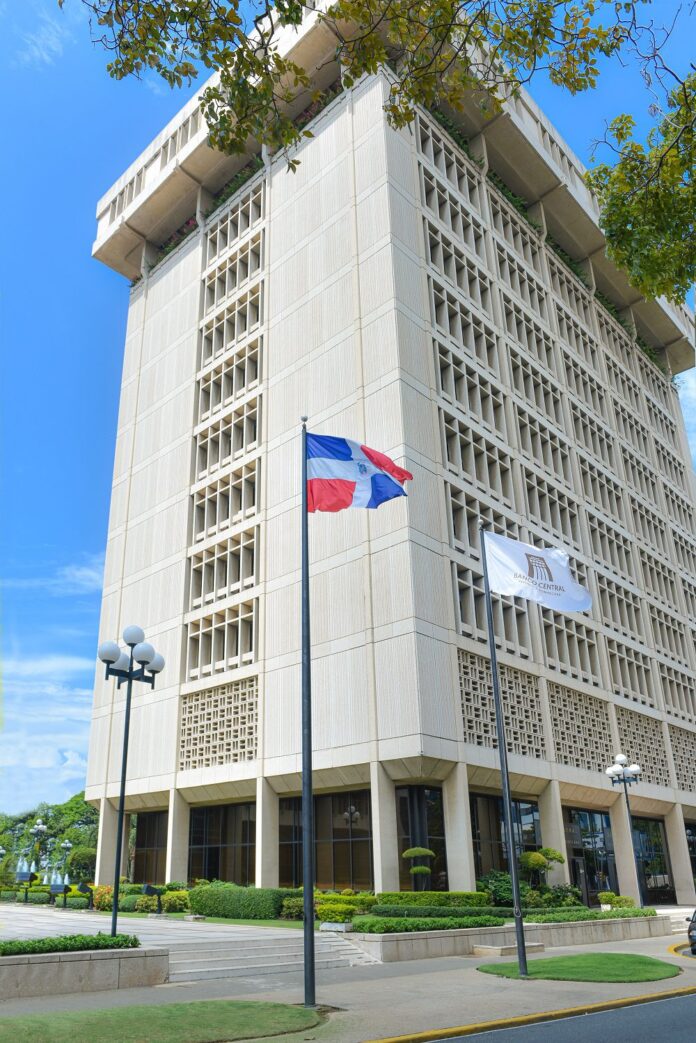 Canasta familiar dominicana aumenta RD$879 en siete meses de 2026