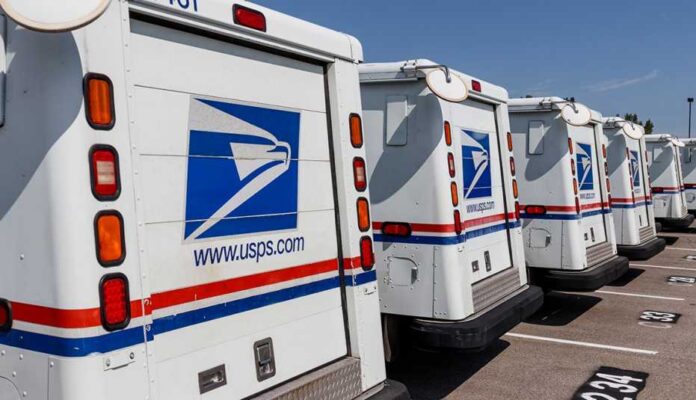 Demandan al USPS para frenar norma de Trump sobre voto por correo