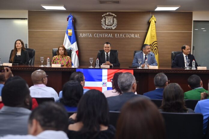 JCE alcanza los 3 millones de renovaciones y elimina límite por mes de nacimiento