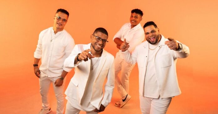 Aviva Group presenta Por Amor,  una canción que exalta el mayor acto de amor de la historia
